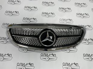 Решетка радиатора ДАЙМОНД на Mercedes W205 классик 